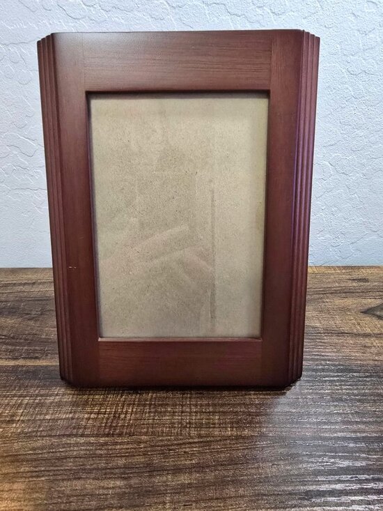 Rare Woods Other - Rare Woods Cherry Wood 5x7 Picture Frame With Ribbed Edges